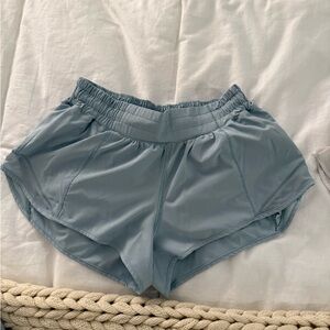 Lululemon 2.5 Hotty Hot Shorts